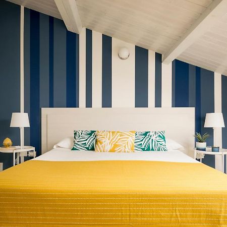 Civico 64 Bed & Breakfast In Mansarda Palmi Kültér fotó