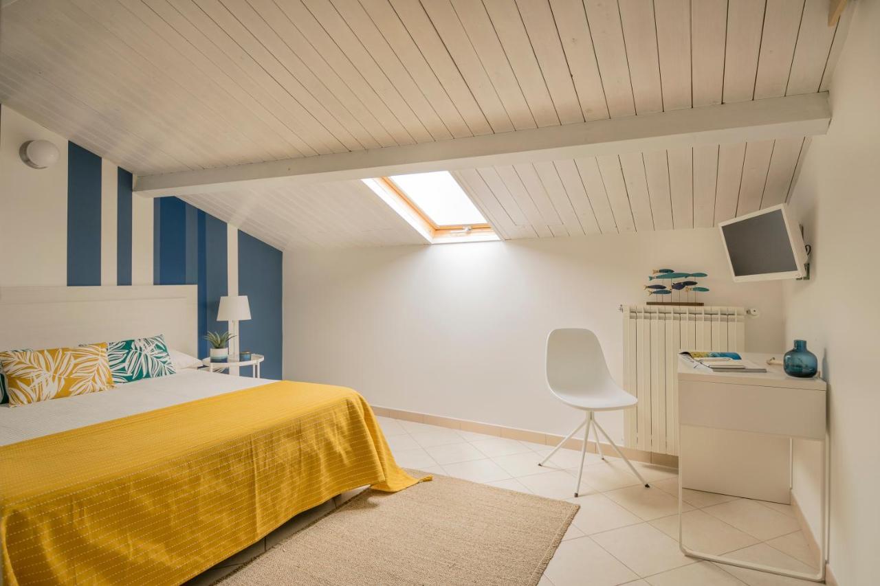 Civico 64 Bed & Breakfast In Mansarda Palmi Kültér fotó