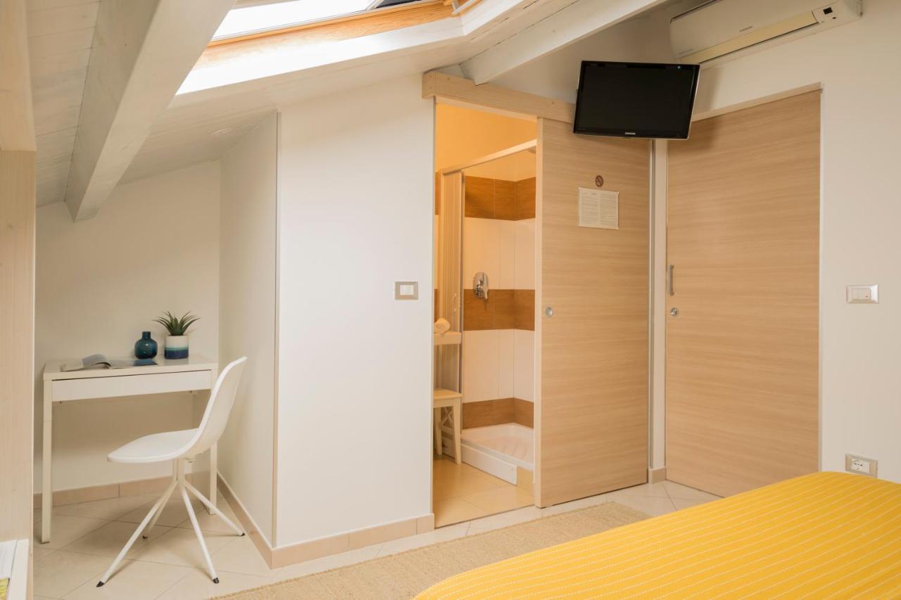 Civico 64 Bed & Breakfast In Mansarda Palmi Kültér fotó